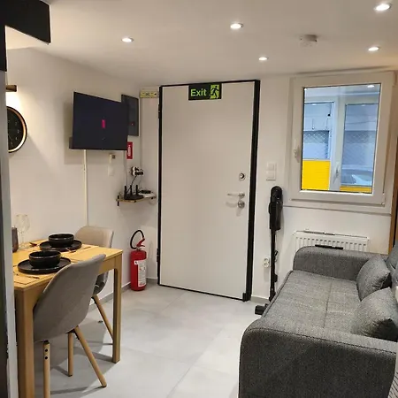 Apartment Ipokratio Loft - 2 Min To Metro & Ipokratio Hospital Thessaloniki